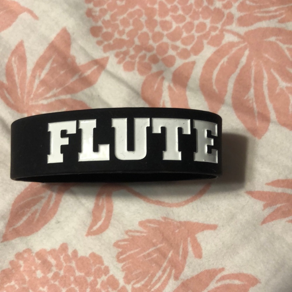 Flute silicone bracelet